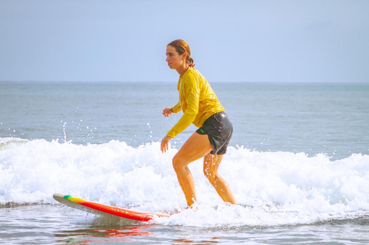Surf House Estilo Libre Hotel Buenaventura Exterior photo